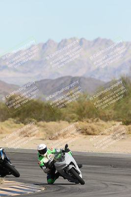 media/Nov-16-2025-Race Pace (Sun) [[8c5fa54630]]/Non Verified Riders (1st 20 Minutes)/2-Turn 10 (1010am)/